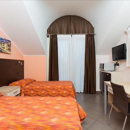 מונצה Residenza Villa Regina מראה חיצוני תמונה