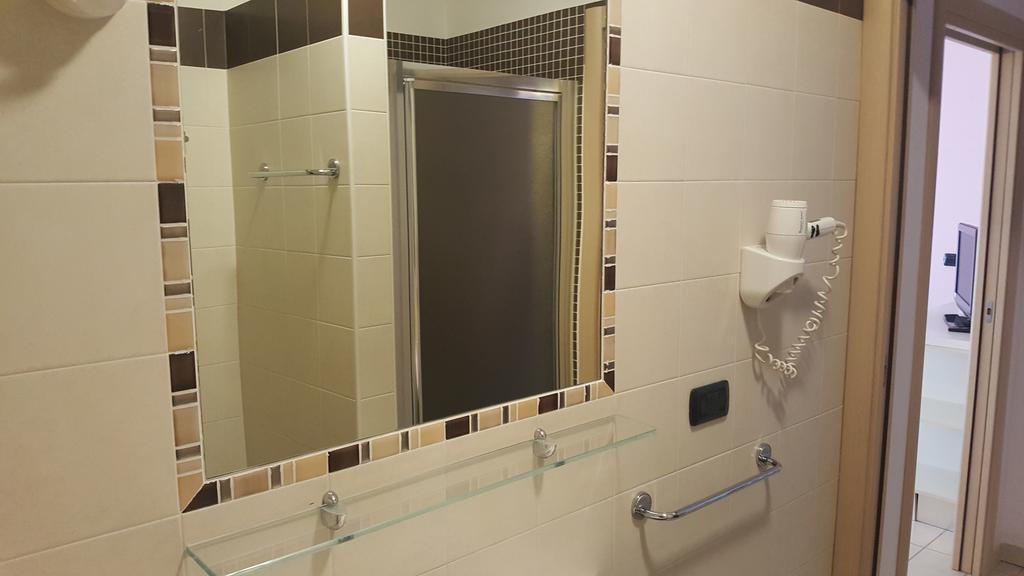 מונצה Residenza Villa Regina מראה חיצוני תמונה