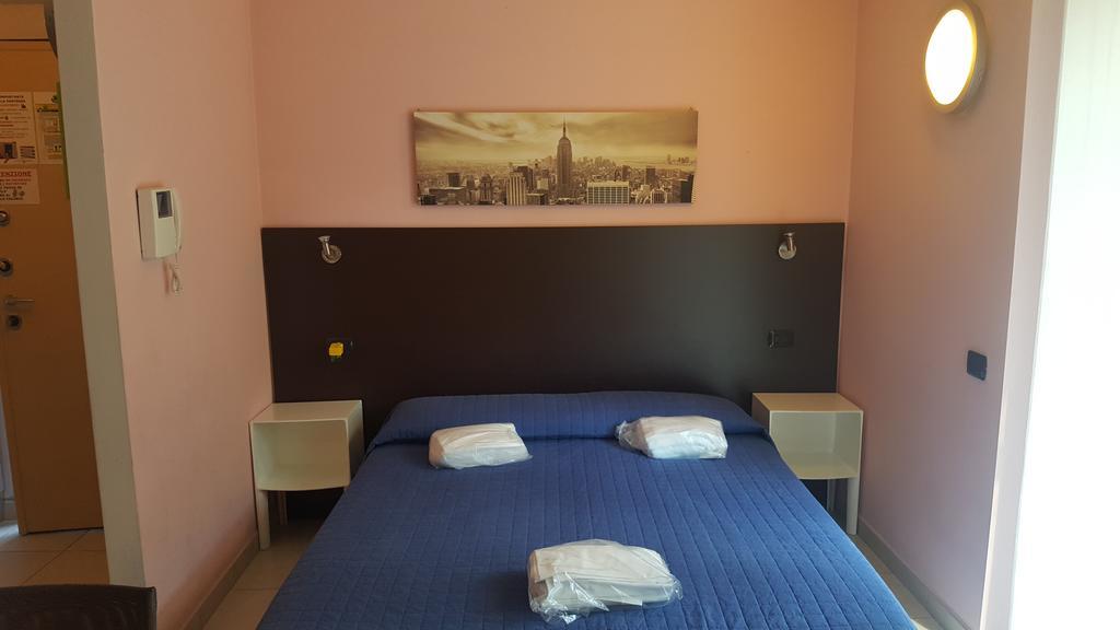 מונצה Residenza Villa Regina מראה חיצוני תמונה